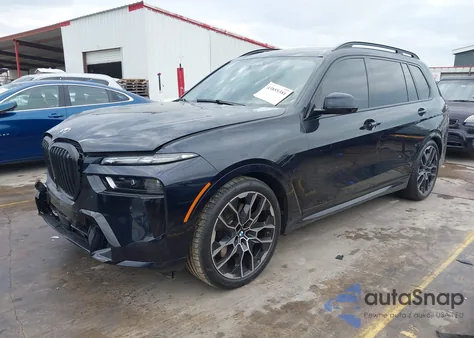 2024 BMW X7 xDrive40I z USA, uszkodzony, nr VIN 5UX23EM02R9S16477